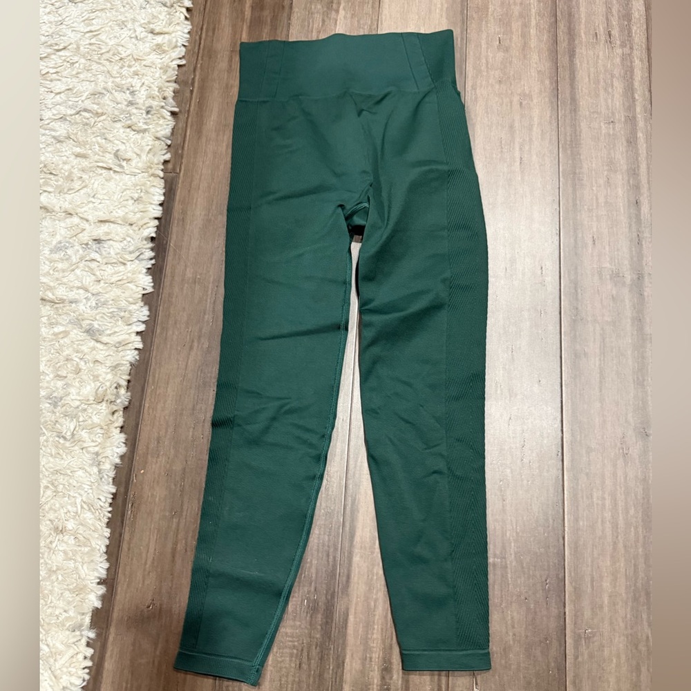 YPB your personal best Abercrombie and Fitch green legging size medium